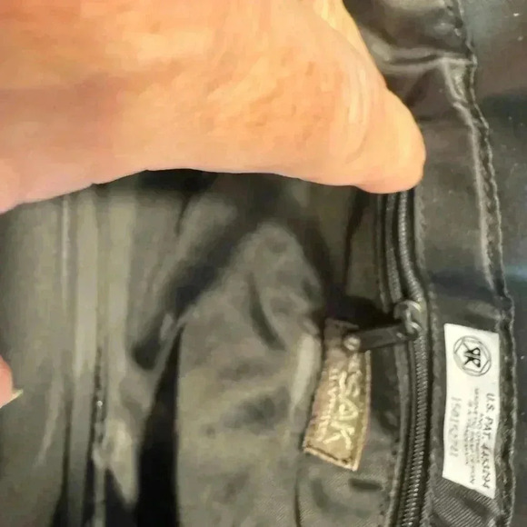 The Sak black shoulder back with woven black and white front. NEW - Picture 7 of 16